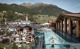 Das Central - Alpine . Luxury . Life